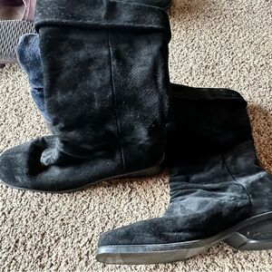 Woman’s dress boots